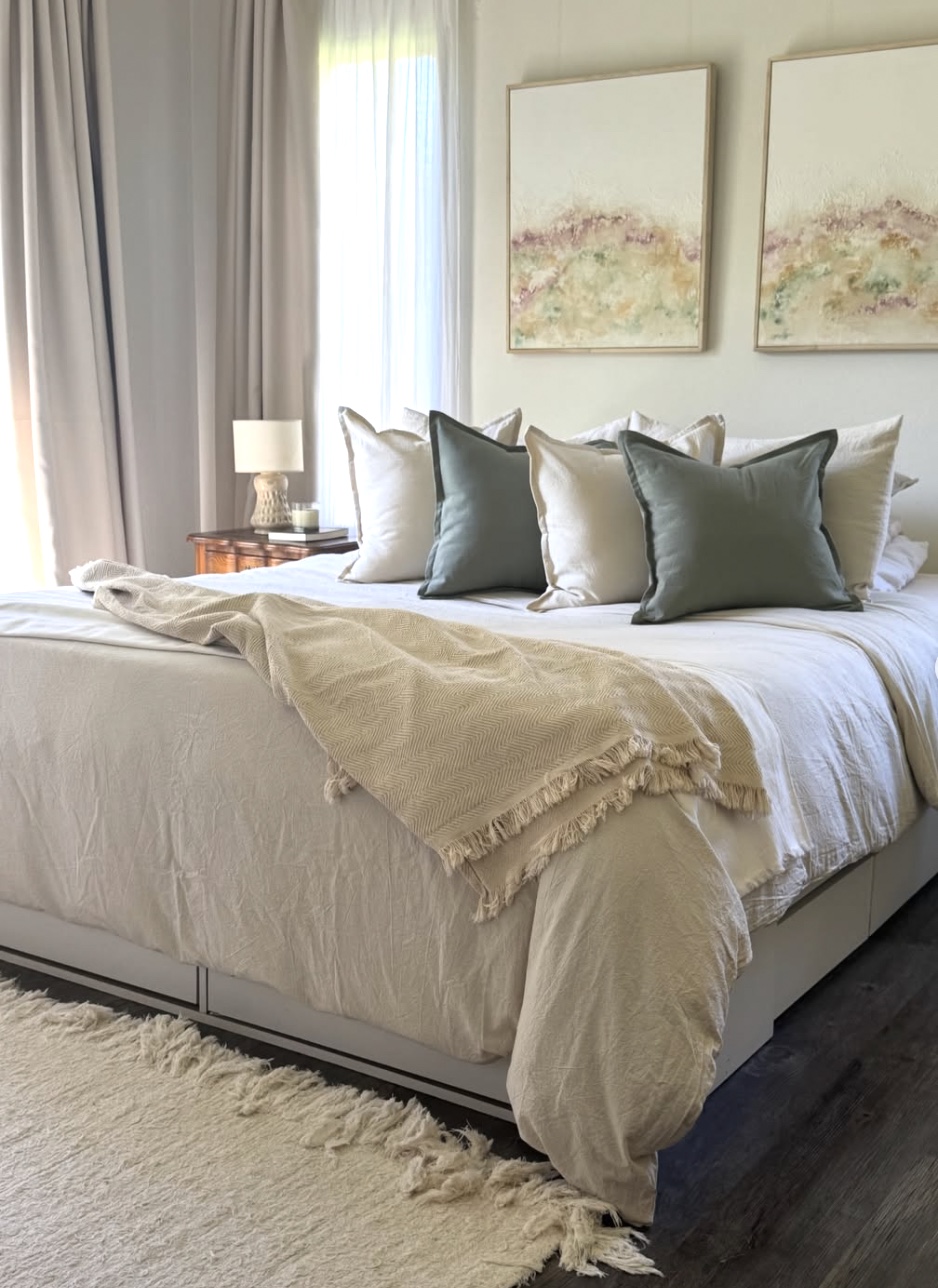 Dormitorio decorado con estilo Mirarte